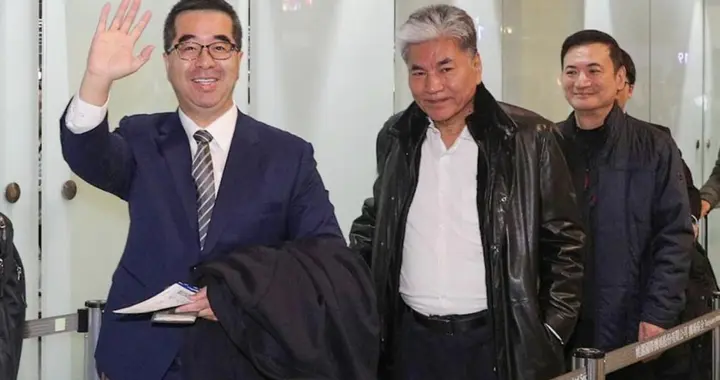 萧旭岑发声促统，话音刚落，美国禁止1件事出现，国民党灵魂反问