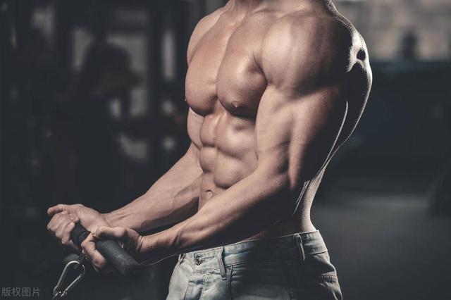 盘点4个健身误区，深蹲真那么好吗？别被网红带入坑了