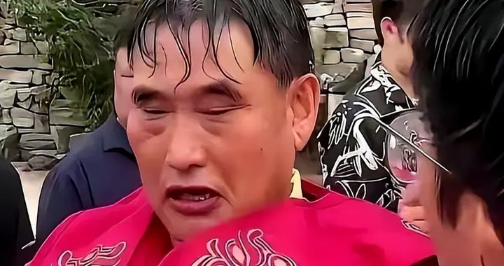 钱再多有什么用，大衣哥中途“罢演”，一句太累了 暴露中年人心酸