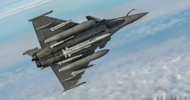 乌克兰媒体还看不上“阵风”？更重更贵，战力却不比“鹰狮”强