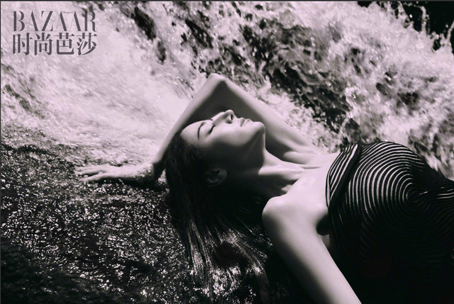 迪丽热巴时尚芭莎封面大片：从森林精灵到暗黑歌姬