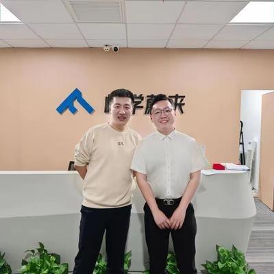 金闪闪的小百香果：强将手下无弱兵！张雪峰