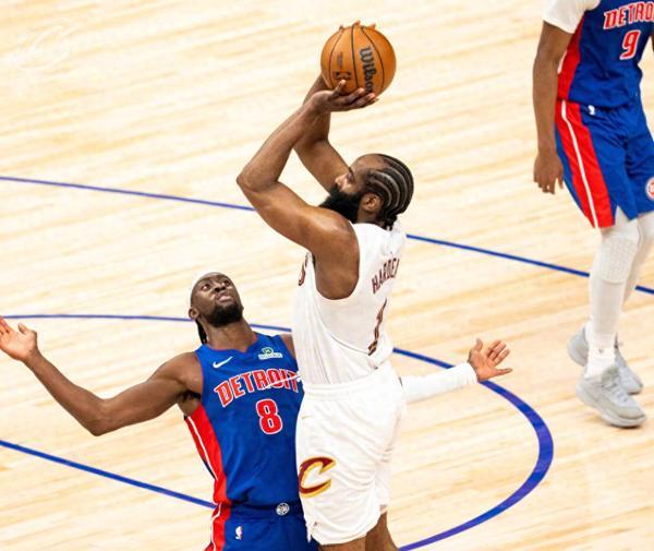 2026年NBA东部半决赛天王山之战跌宕反转，骑士客场加时险胜活塞夺赛...