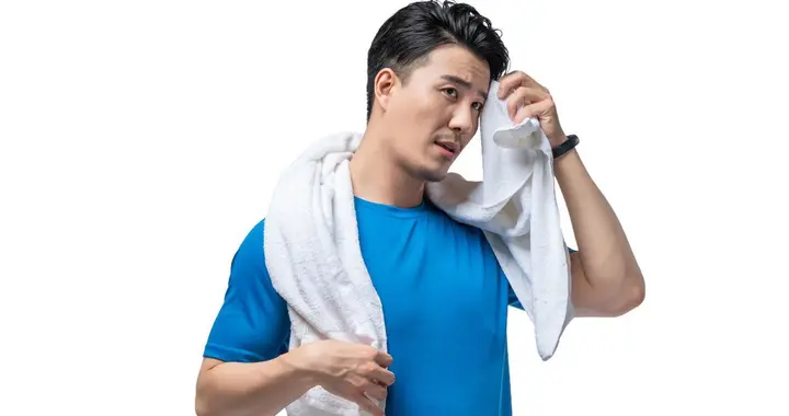出汗就是在排毒？别再被误导，汗液里几乎排不出体内毒素