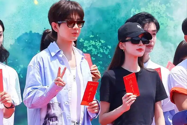 又见双面人！曝著名女星辱华，录音曝光大骂中国人，遭剧方除名