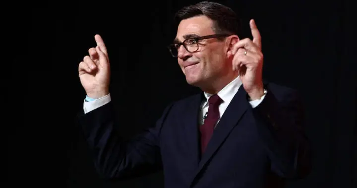 英国新首相接待的首个外国领导人是他，有何深意？