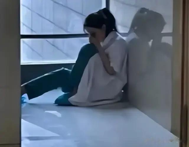 比董小姐更牛的韩小姐出现了，活得比专科还轻松，规模堪比偶像剧