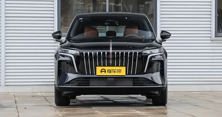 续航直接拿下吉尼斯认证，这台插混SUV到底强在哪？