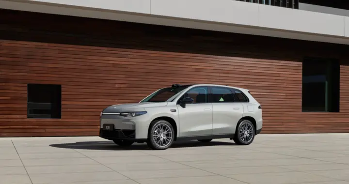 预算15万买纯电SUV！零跑C10碰上海狮06EV，哪款车更胜一筹？