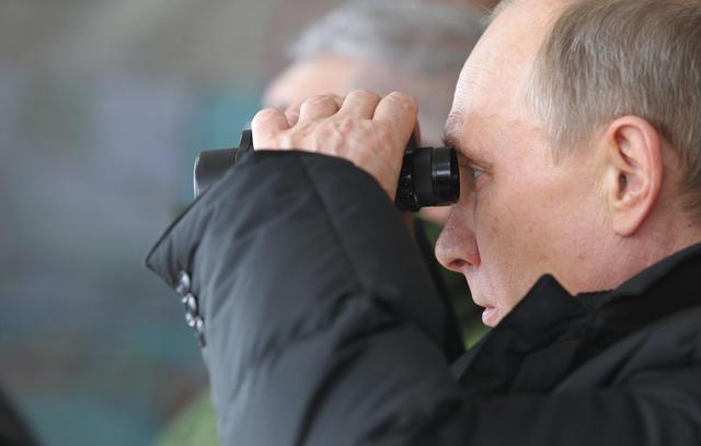 克里米亚再遭袭击，俄军猛烈报复，乌克兰玩火不成恐将雪上加霜