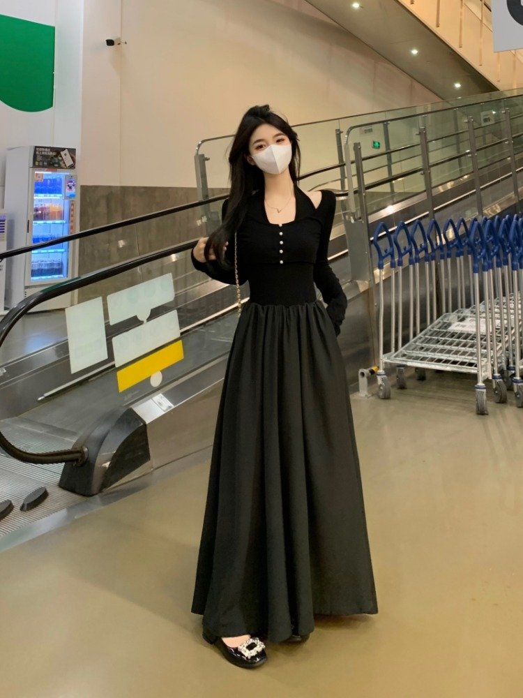 法式赫本风针织假两件挂脖连衣裙女