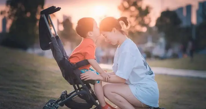 为啥孩儿见到娘，无事哭三场？组图告诉你，娃和妈的感情有多深
