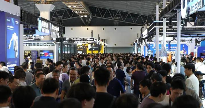 WAIC 上那个 “ 埋头造铲子 ” 的摩尔线程，才是真狠人