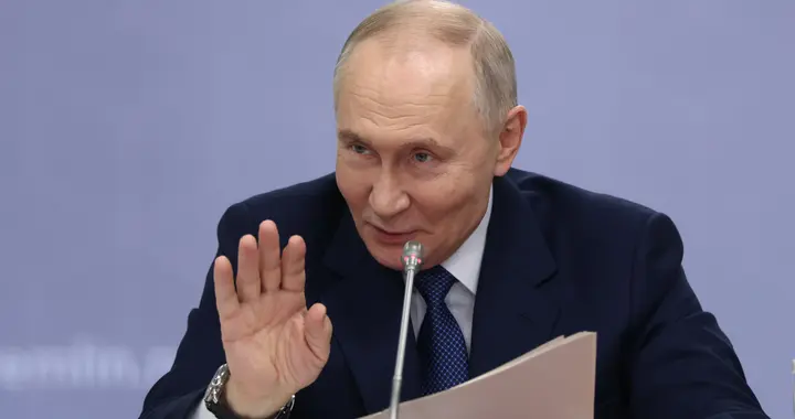 全球能源危机加剧，普京向欧洲递出合作“橄榄枝”，但提了个条件