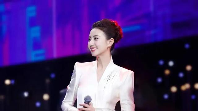 微凉娱乐：央视一位长得比李红漂亮的女主持