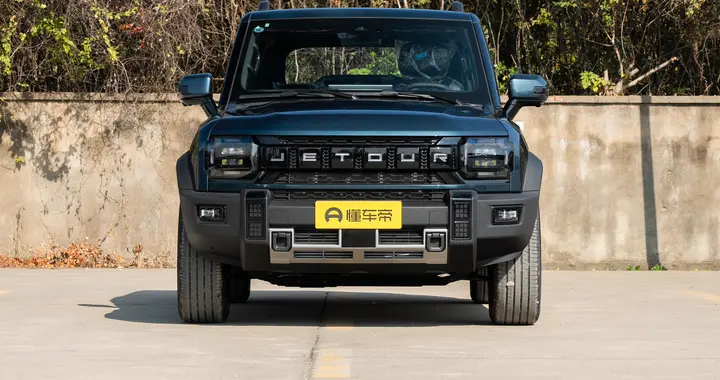 家里有小孩，选SUV还是硬派越野？捷途旅行者这台车给我"惊喜"