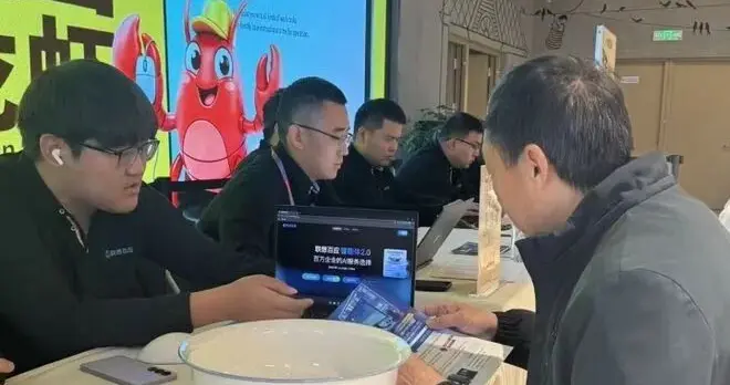 “为了不被老板辞退，我把每天的token账单花得比我的日薪还高”