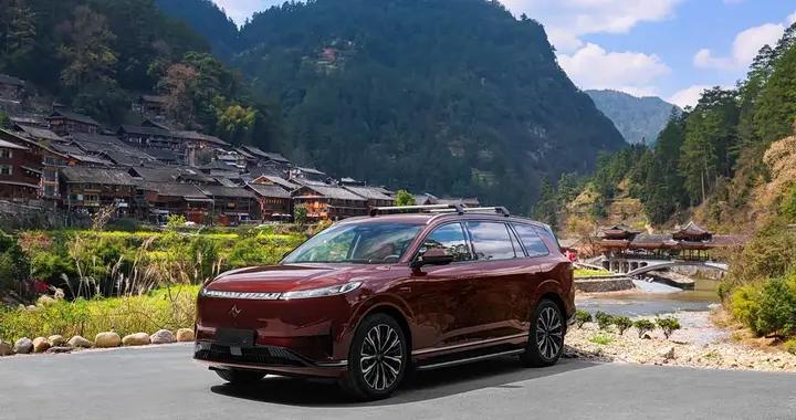 东风奕派“春日派对”三车上新，从单纯卖车到“会讲故事”