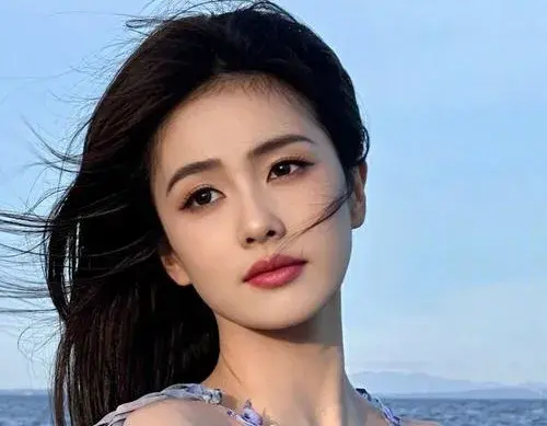 白鹿：美的发光