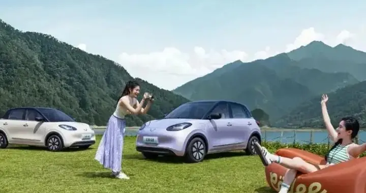 技术普惠与用户同心，五菱铸就国民神车