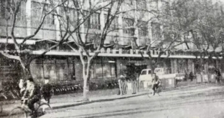 保定八大厂职工的记忆地标，竟空了20年！西郊商场到底败在哪？