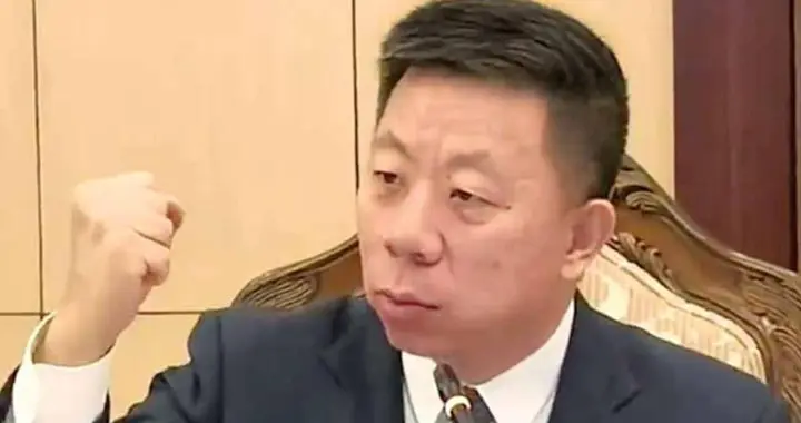 大使一句 "不会动武"，菲方却破防叫嚣，马科斯意识到结果已成定局