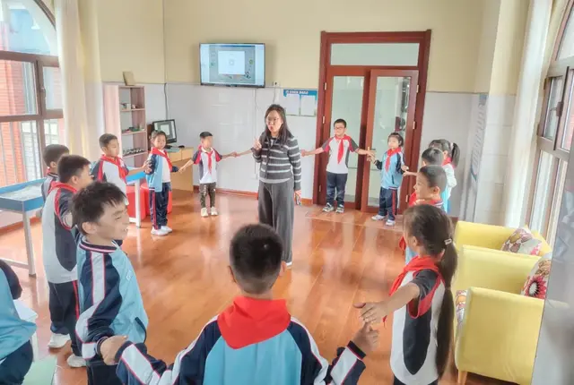 心灵的小确定，我的快乐能量瓶——智源小学开展心理团辅活动