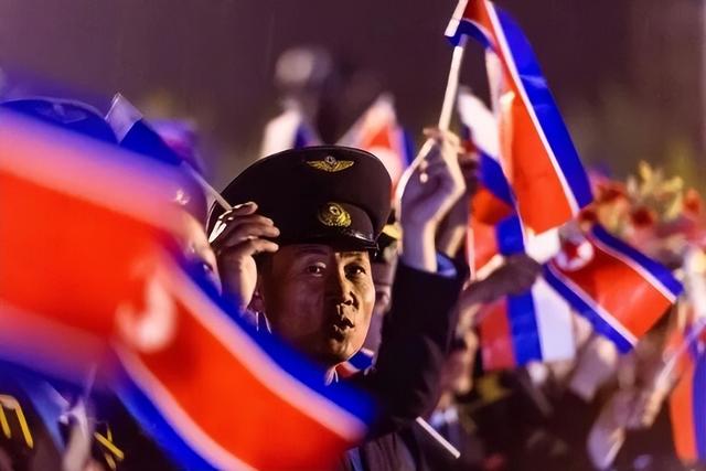 俄乌局势巨变！朝鲜军打出国威，助俄收复库尔斯克全境，乌军否认