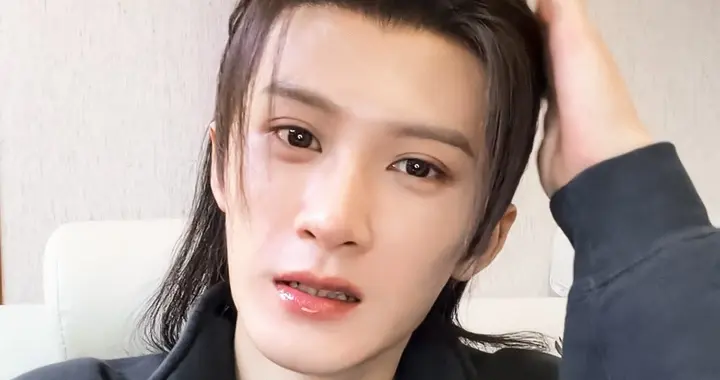 檀健次提前半年为粉丝策划各种浪漫环节庆生，拍戏间隙空降直播！