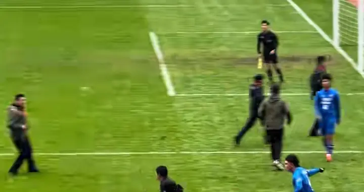 渝超爆发激烈冲突，裁判遭追赶，最新后续来了！