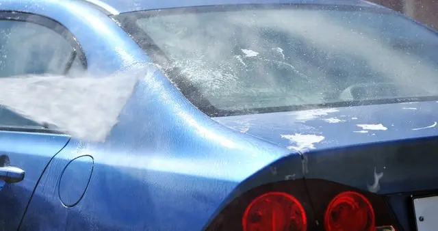 自己洗车竟在毁车？亲身经历告诉你：这3处千万别乱沾水