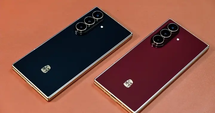 轻盈形态，深度智能：心系天下三星W26手机诠释科技美学