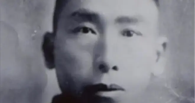 太原解放之后为何全城搜捕戴炳南？他见利忘义出卖军长黄樵松。