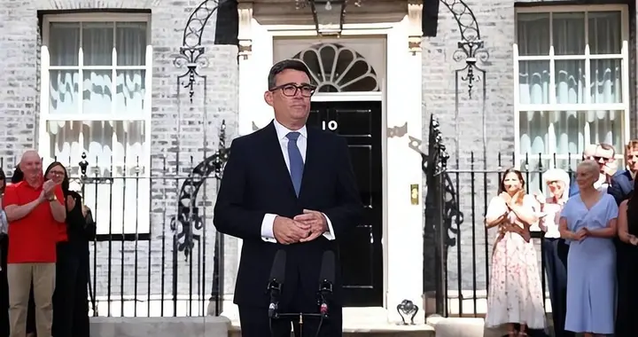 格局生变！新任首相就职后废止前任政策，首要通话打给泽连斯基