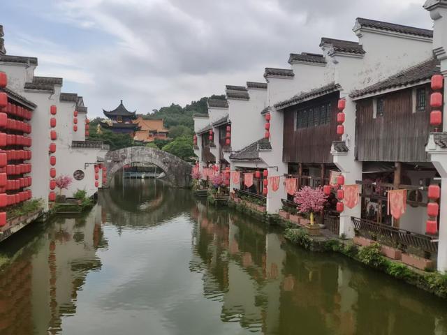 我这辈子做过最愚蠢，最后悔的事，当业委会主任三年让我遍体鳞伤