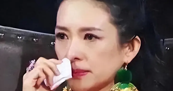 金像奖变天！章子怡陪跑颗粒无收,影后惹争议,赵丽颖杨幂跟着遭殃