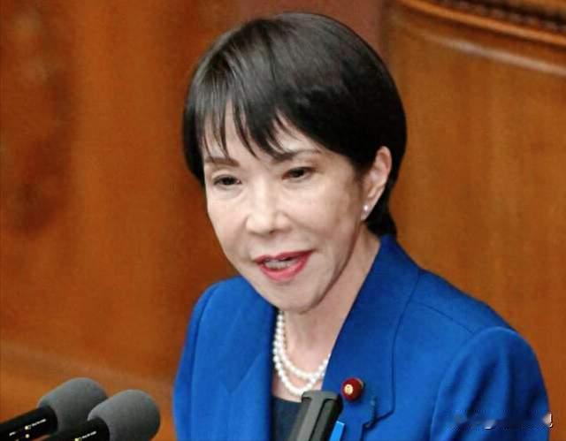 玩火自焚！高市早苗被催下台，中方三路夹击，解放军报昭告全球