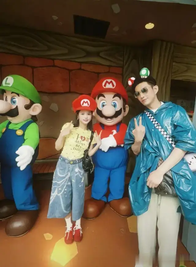 听说于龙杨咩咩在一起啦！游玩日本甜蜜又欢乐，短国搭戏最多一对