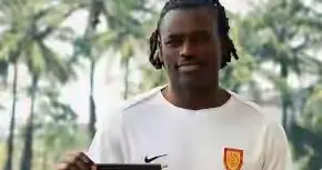 重庆铜梁龙、租借欧冠前锋、迪马塔、250万欧高成本试错引热议