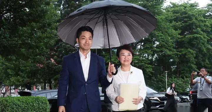 韩国瑜刚高雄造势，卢秀燕确定接蒋万安竞选主委，2028韩卢争锋