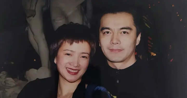 许亚军没想到，离世半年的前妻何晴，竟给他的晚年留了一手好牌