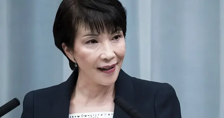 难怪敢反华！日本昭告全球，中国五代机仅300架，真相曝光被打脸