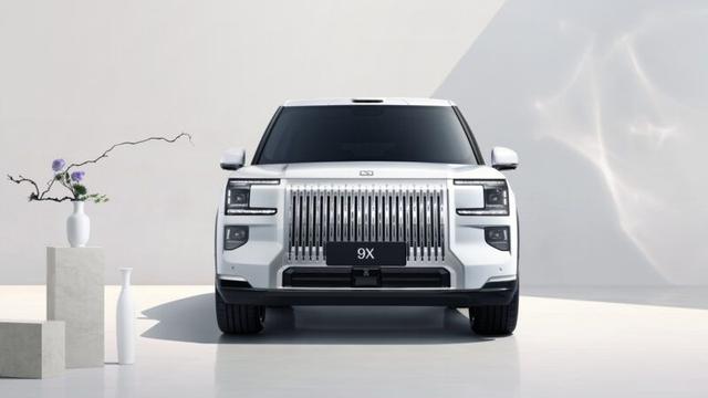 极氪9X混动旗舰发布：50万起售，3秒破百+1300km续航