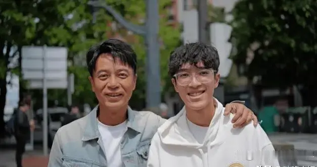 星二代基因开挂却偏偏靠自己，硬考全美第一电影系