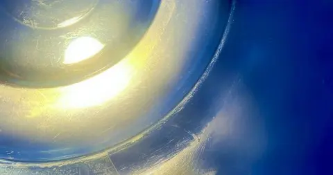 爱情，到底该坚持还是放手？一场关于爱的争议