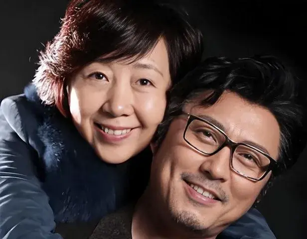 高宏亮62岁逆风翻盘！千万豪宅背后，竟被这三女人“操控”一生？