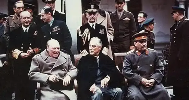 二战时美国憋了个大招？丘吉尔：如果不是原子弹，日本很可能消失