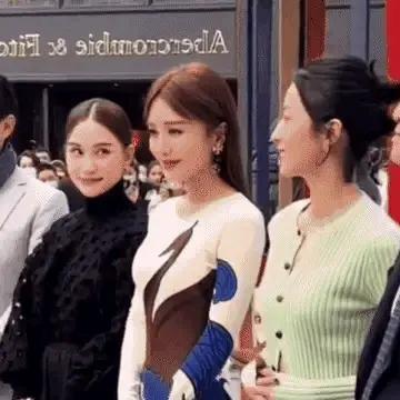 只想追回工钱：秦岚智商、情商挺高的，在公