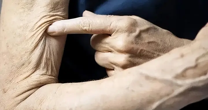 不管你信不信，男性过了72岁后，大概都有这6个现状，要坦然接受