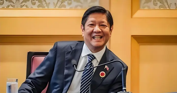 菲律宾变脸！收下中国26万桶柴油后，马科斯给南沙131处岛礁改名